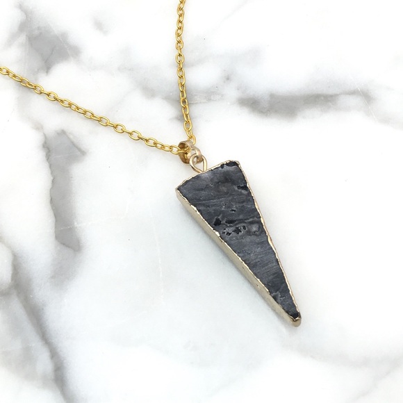 Jewelry - Black Druzy Necklace